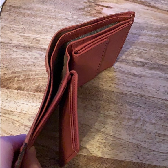 Chloe Wallet - Picture 5 of 8